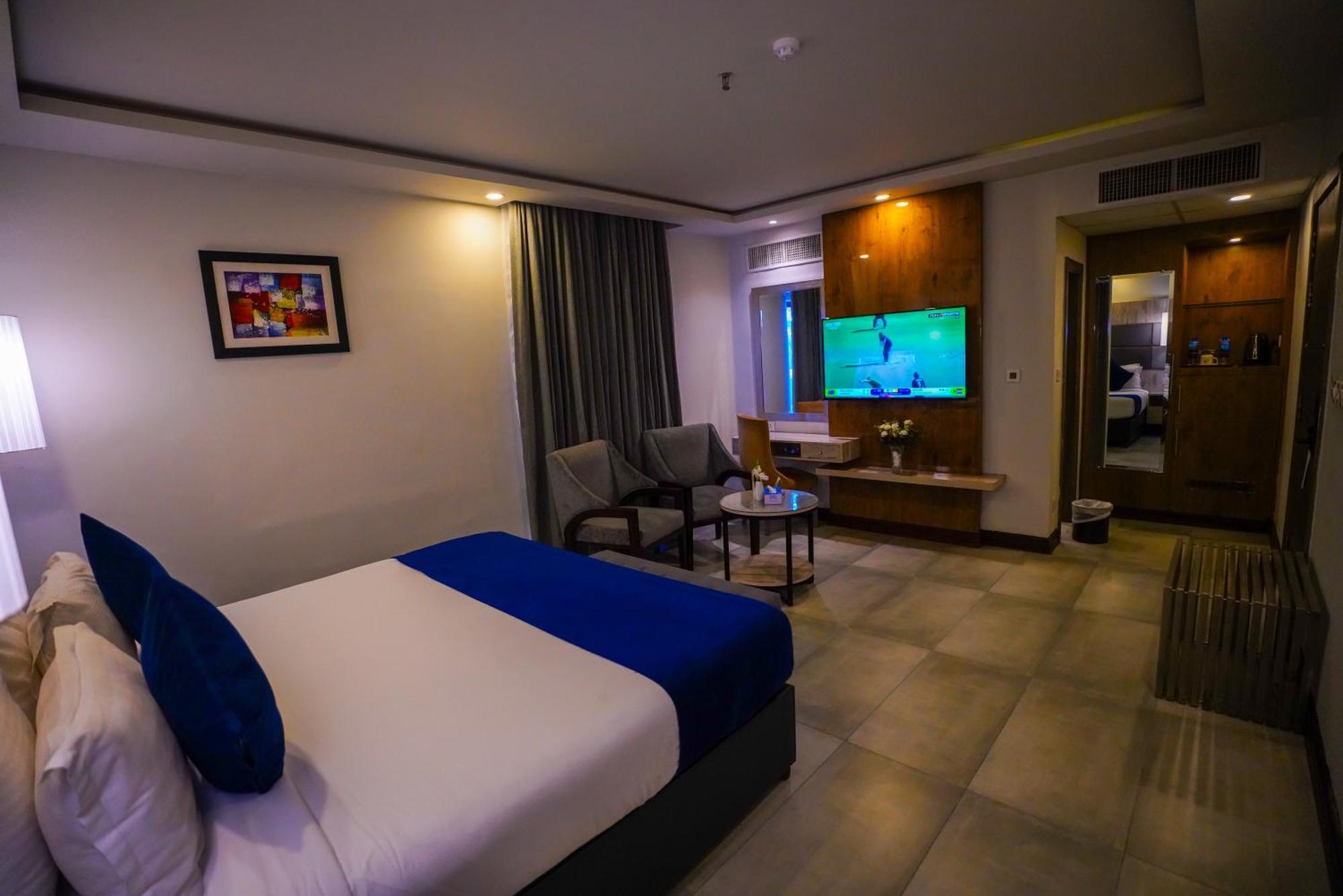 Ifq Hotel & Resort Islamabad Exterior foto